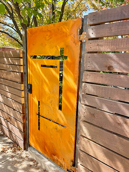 Custom Metal Gate - Custom Driveway Gates By H&P Building | Home Farm Ranch USA